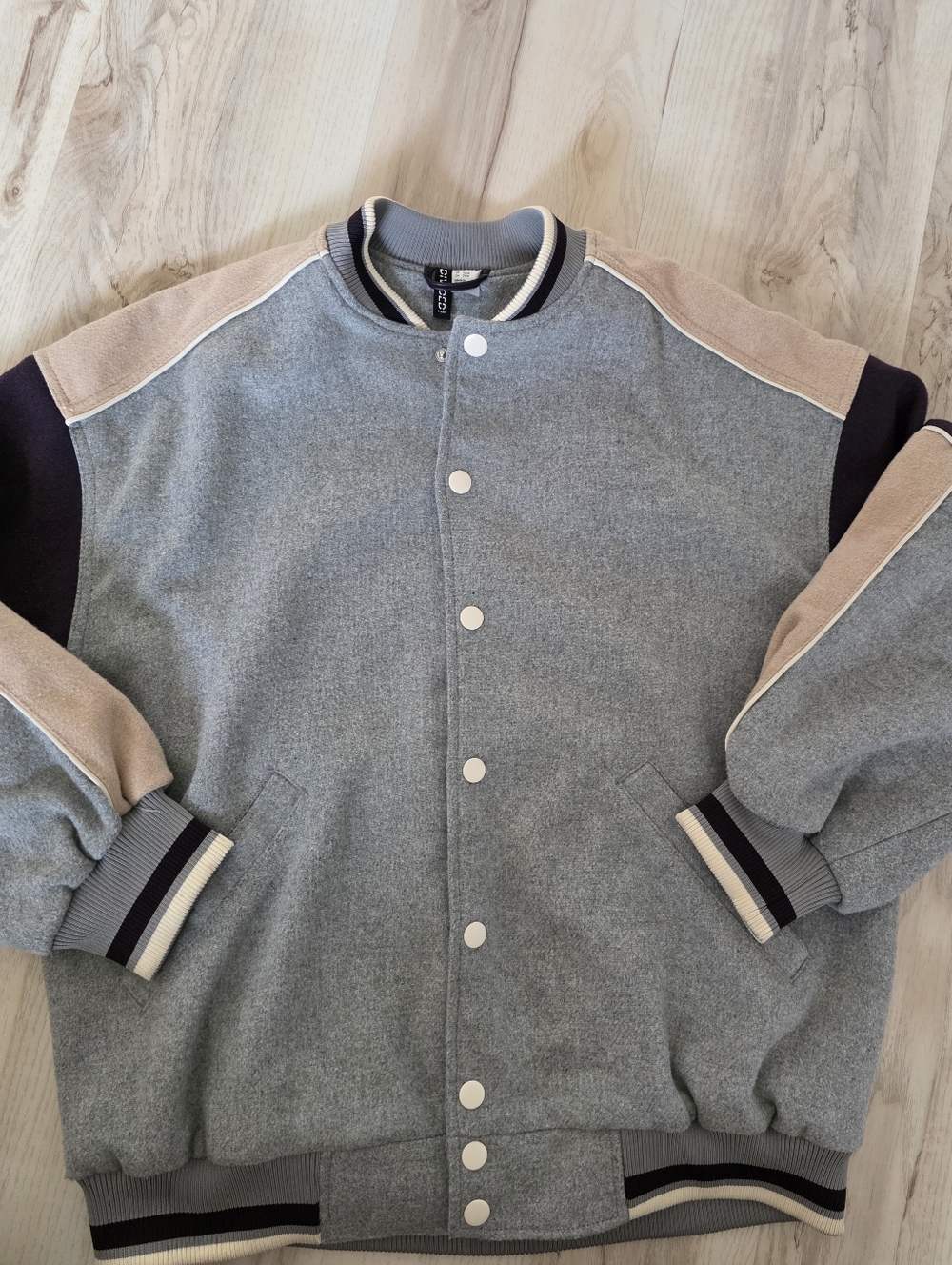 Oversized Vintage Style Varsity Bomber Jacket